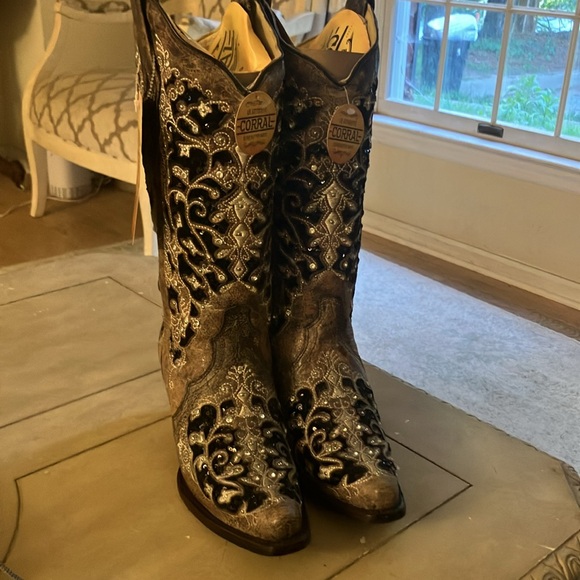 NWT Corral leather cowboy boots black sequin A3569 GORGEOUS! ❤️ Women’s 8.5 $278 - Picture 3 of 3
